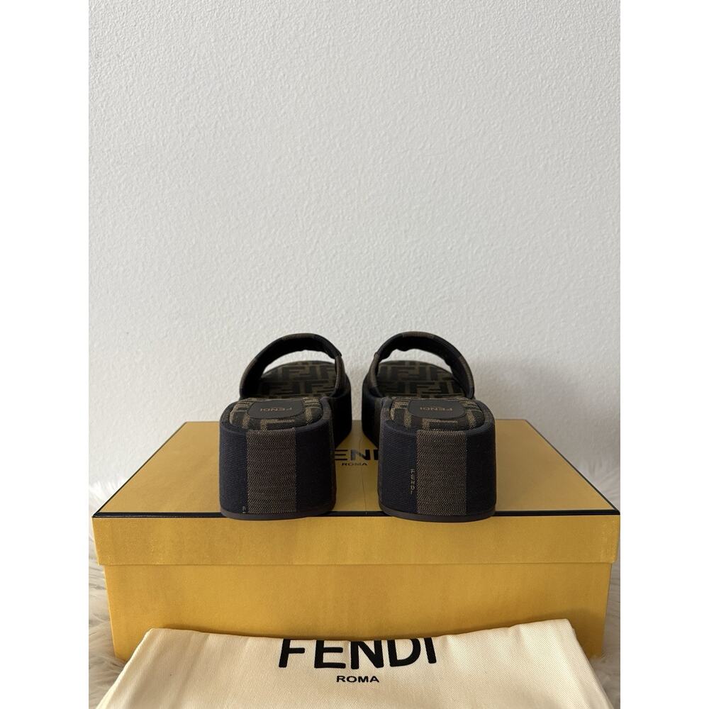 Fendi Sunshine Flatform Platform FF Logo Jacquard Baguette Feel Slides 37.5 - Picture 7 of 11